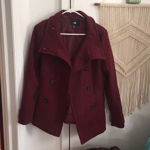 Short H&M women’s maroon pea coat, size 8